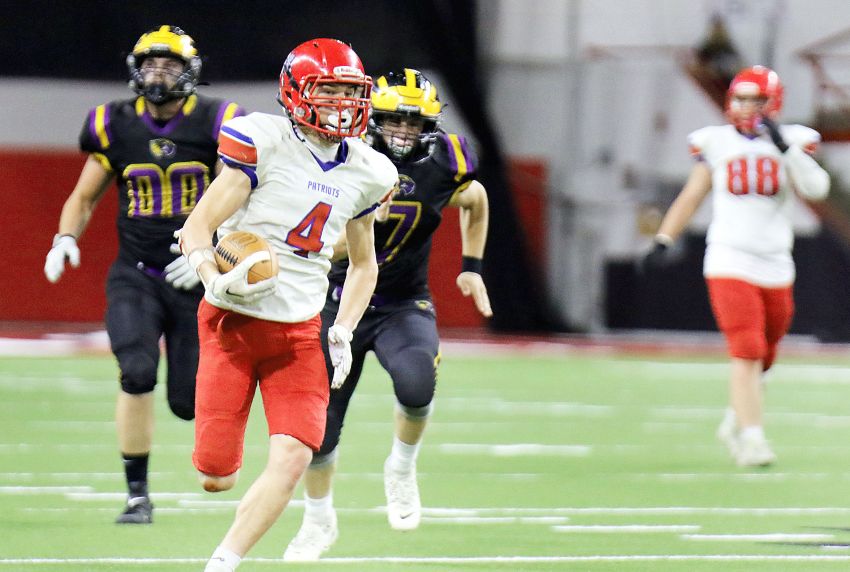 Hitchcock-Tulare lands six players on Class 9B all-state team