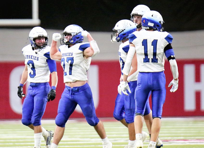 Elk Point-Jefferson, Dell Rapids lead Dak-XII conference football selections 