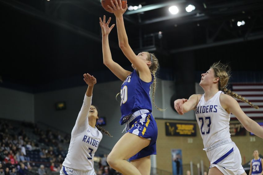 Knights holds off Rapid City Stevens for AA state basketball title