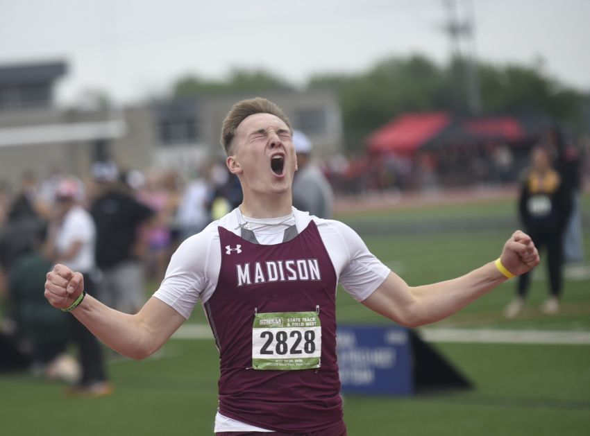 Madison’s Shane Veenhof sweeps hurdles races at state track and field meet 
